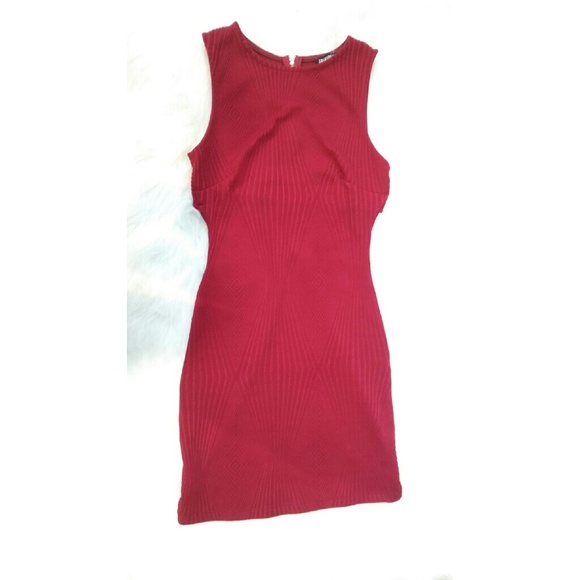 Dress - Picture 1 of 2